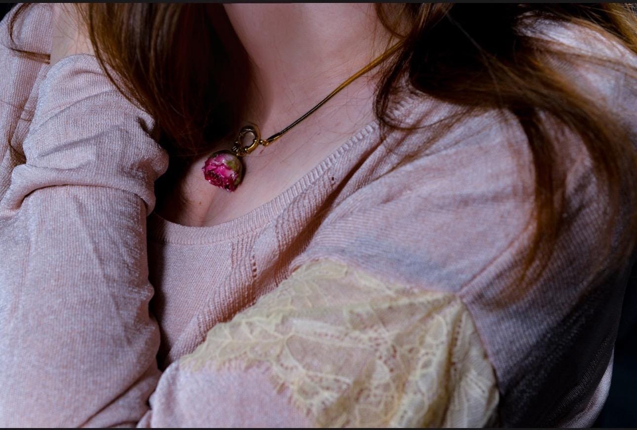 Enchanting 'Rose-Red' Gold Played Choker With Real Rosebud Charm