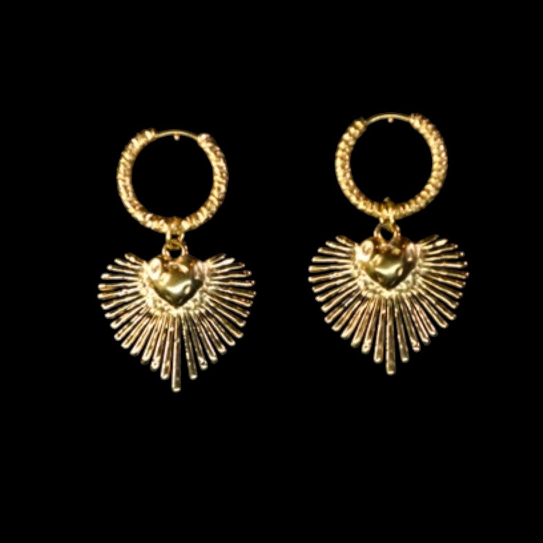 Golden Huggie Earrings: Golden Sacred Heart, Crinkled Hoop